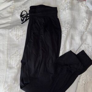 LULULEMON black rulu joggers ***not sold anymore